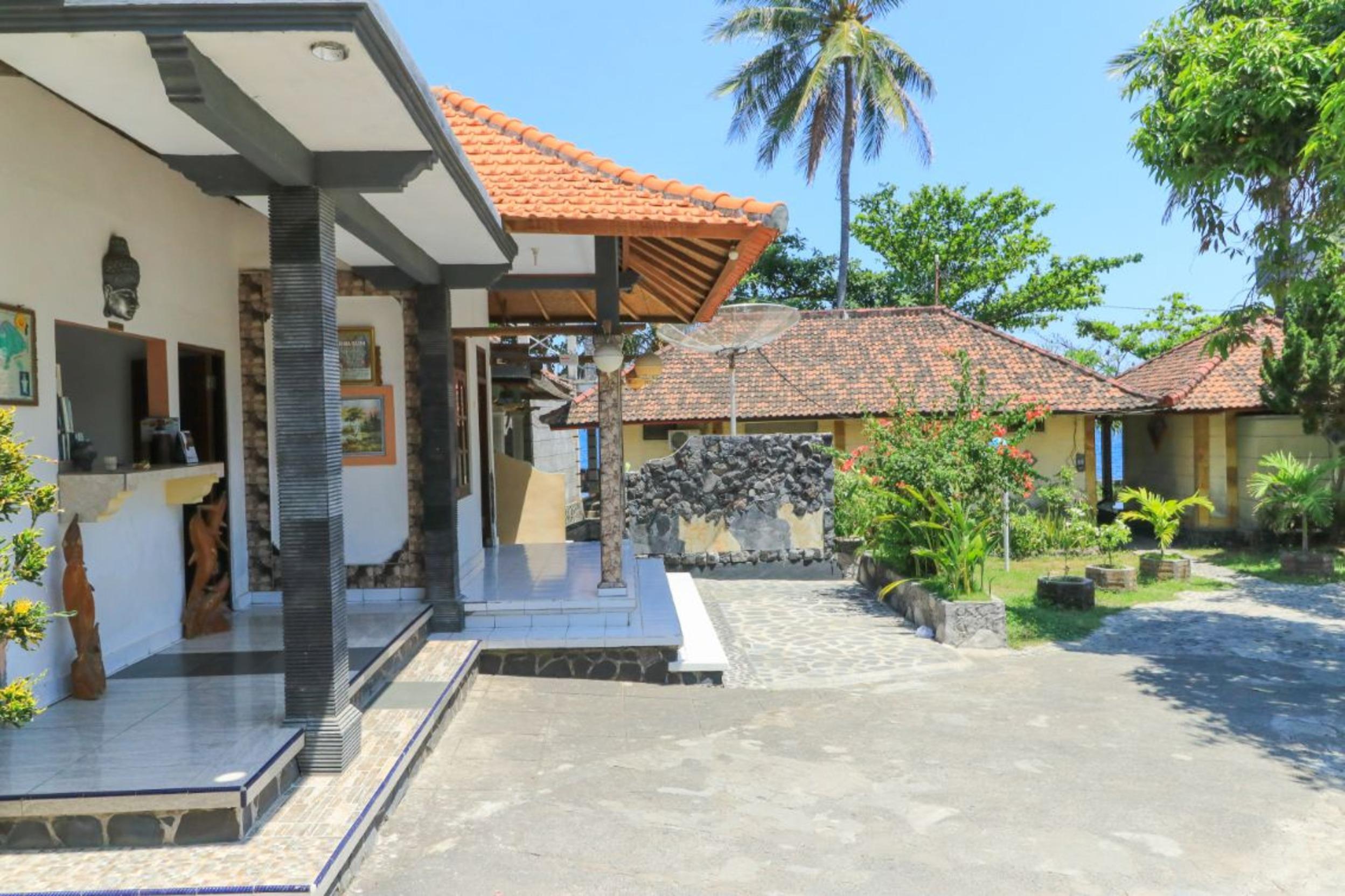 Hotel Tara Bar & Resto Air Sanih Kubutambahan  Eksteriør bilde