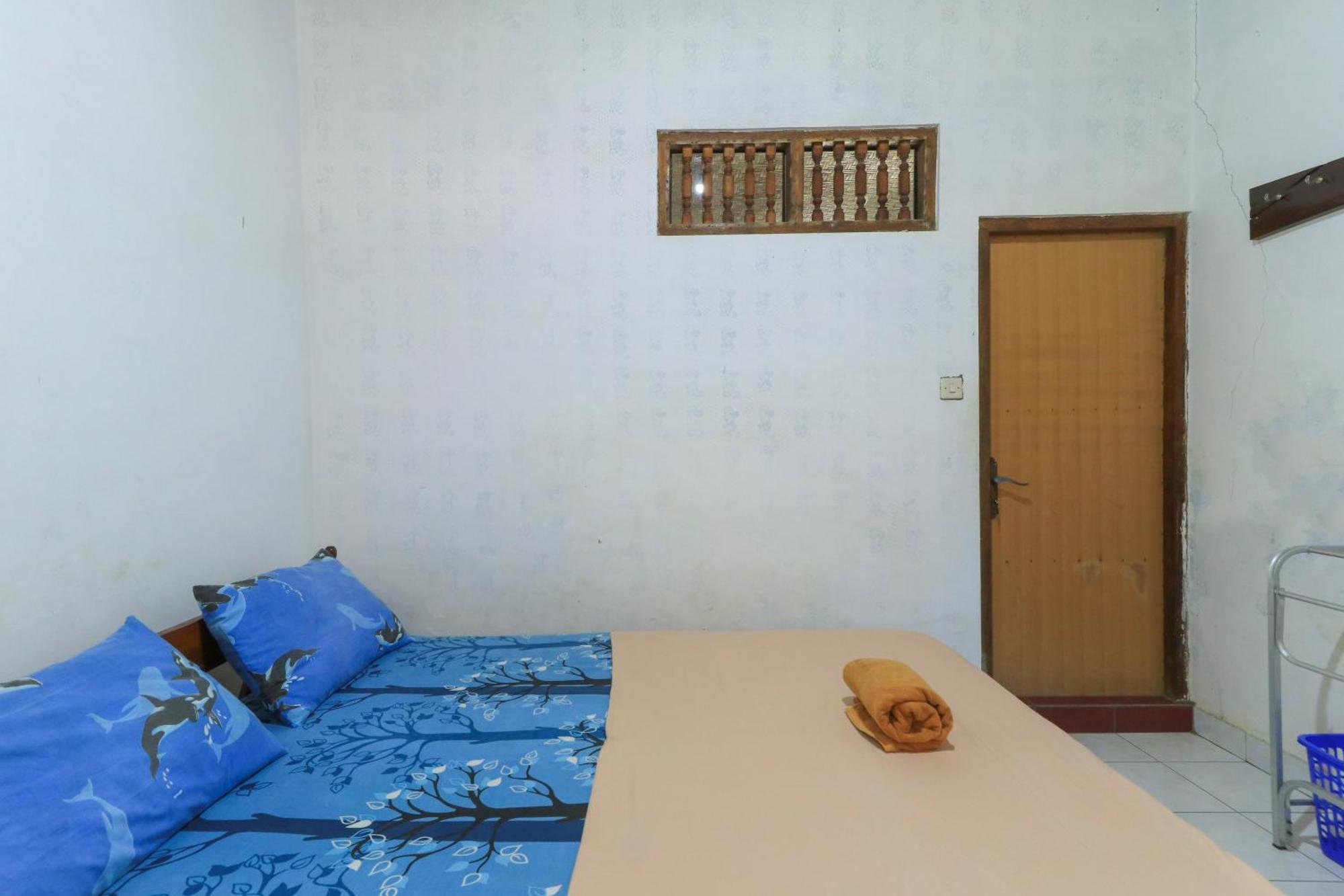 Hotel Tara Bar & Resto Air Sanih Kubutambahan  Rom bilde